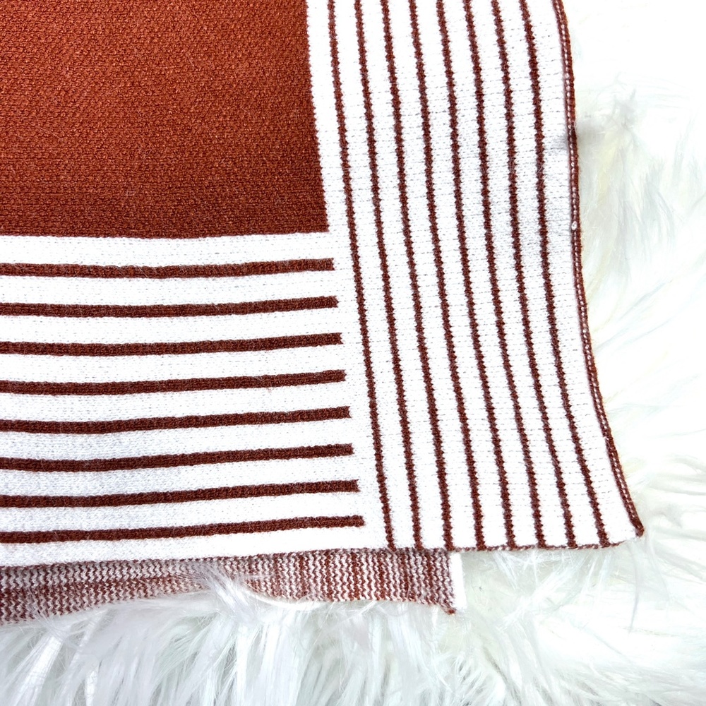 🚫SOLD! NWT🤩🎁 |•CHICWISH•| Pretty Poncho Sweater - Picture 6 of 14